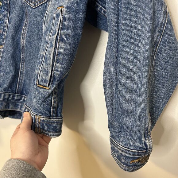 Gap Vintage Trucker Jacket Denim Embroidered Floral Details - Womens 8 - Picture 7 of 12